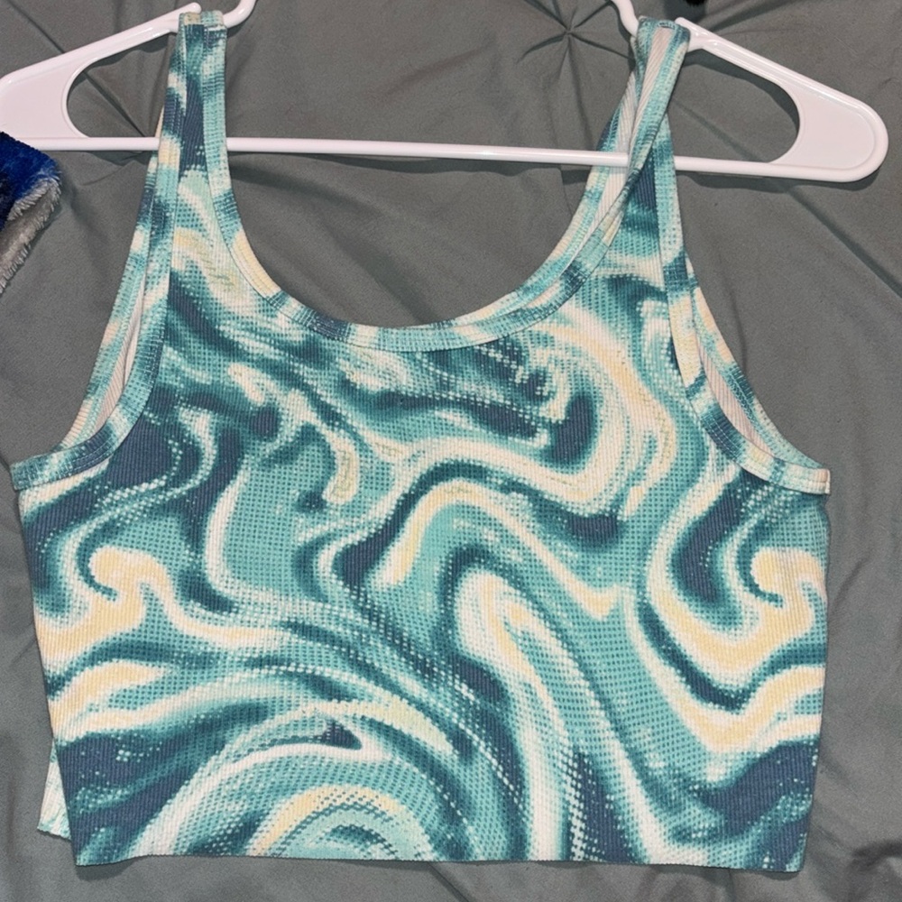 Wild Fable Large crop top, blue & white